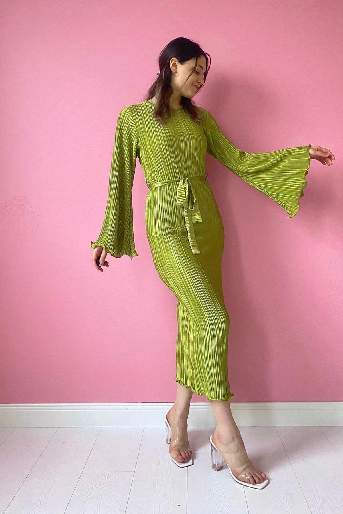 Spanish Sleeve Pleated Dress - Oil Green