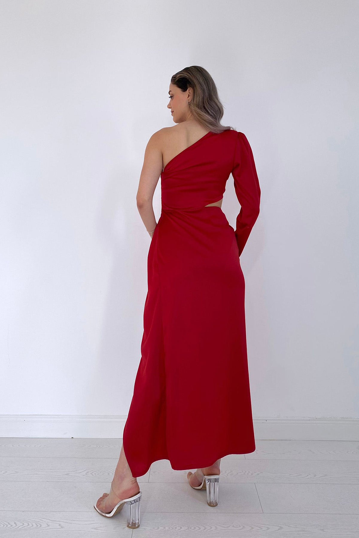 Einärmeliges Satin-Abendkleid – Rot