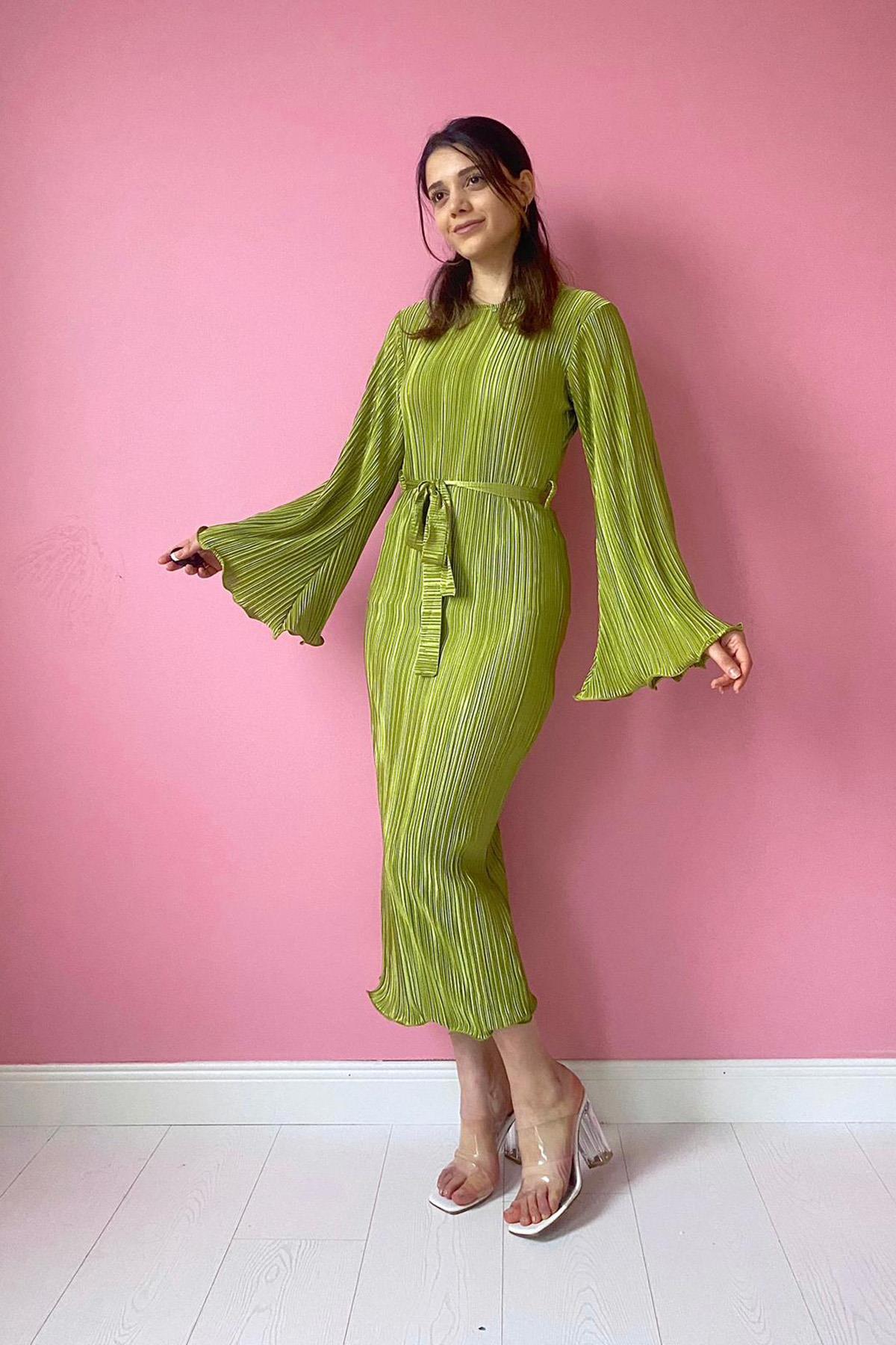 Spanish Sleeve Pleated Dress - Oil Green