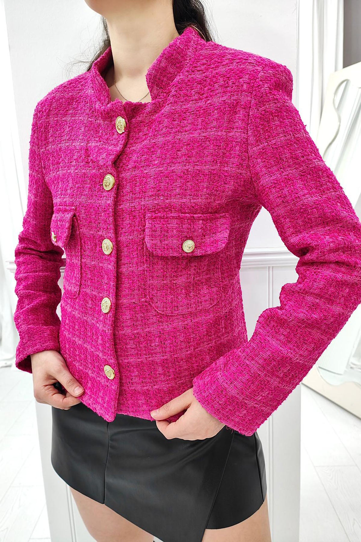 Gold geknöpfte Tweed-Jacke – Fuchsia