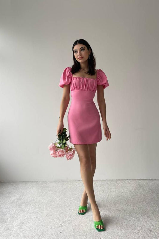 Prinzessinnenkleid mit quadratischem Ausschnitt – Rosa