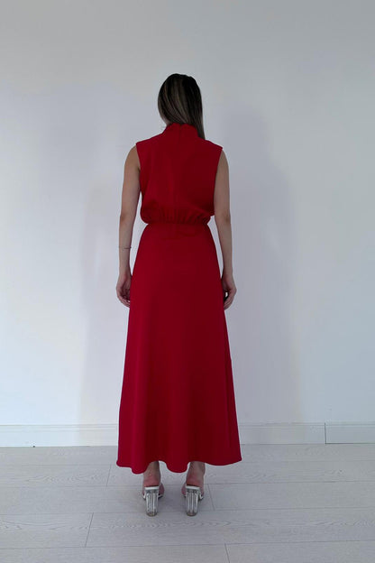 Ärmelloses klassisches Kleid – Rot