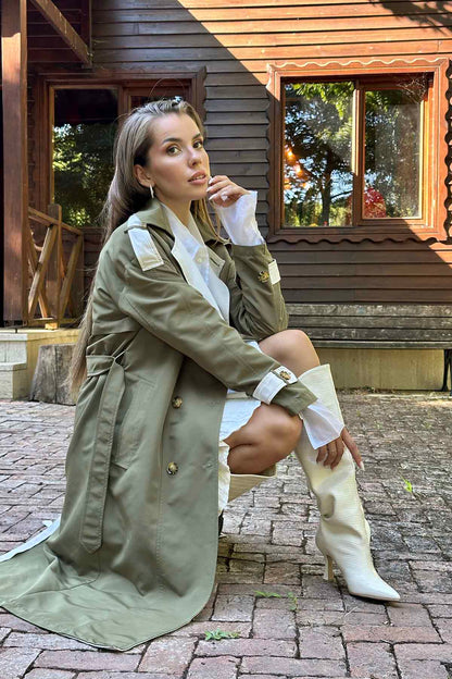 Verzierter Trenchcoat – Khaki