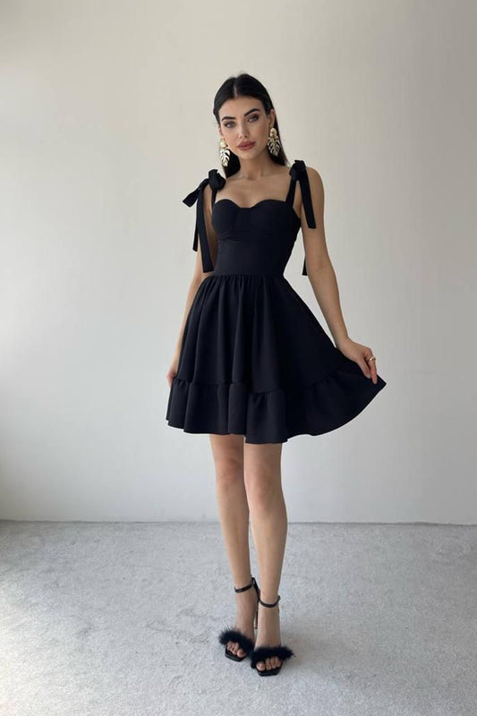 Elegantes Kleid mit Schulterbindung – Schwarz