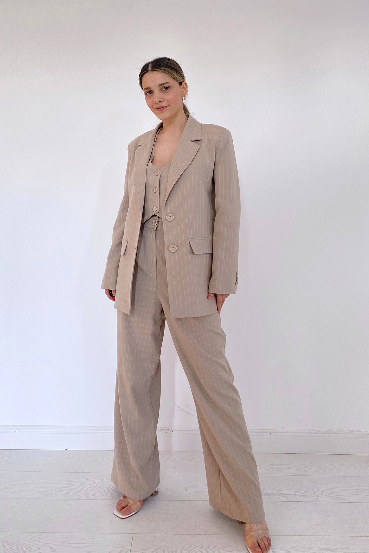 Striped Jacket & Vest & Trousers Set - Beige